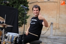 Foto 3 - Padres e hijos disfrutan juntos de los mejores momentos de la historia del rock