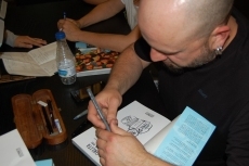 Foto 3 - La Chelita, la novela gráfica de la valentía