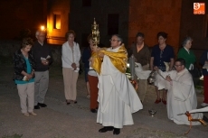 Foto 4 - El Santísimo Sacramento bendice los campos en una procesión más ruidosa de lo habitual