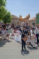 Foto 5 - Lluvia de pétalos en un Corpus en el que los niños brillaron más que el sol