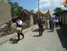 Foto 5 - Los niños protagonizan la bendición del Santísimo en Salvatierra de Tormes