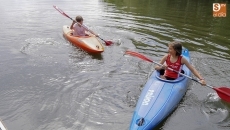 Foto 3 - Buena acogida de público en la celebración del Día de la Piragua