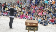 Foto 5 - El cuentacuentos del grupo Katúa conquista a los más pequeños