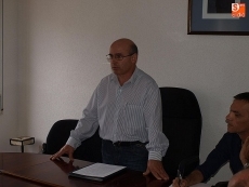 Foto 3 - Alejandro González invita a una legislatura participativa