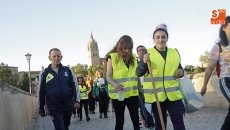 Foto 6 - Centenares de personas participan en la marcha nocturna al santuario de Cabrera