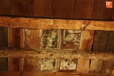 Foto 4 - Hallan unas pinturas renacentistas ocultas en la iglesia de Santiago