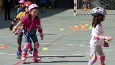 Foto 4 - El colegio Francisco Vitoria acoge una exhibición de patinaje con varios ejercicios