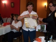 Foto 4 - Las socias de Amanecer disfrutan de su cena de fin de curso