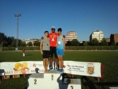 Foto 4 - Álvaro de Arriba redondea su fin de semana proclamándose campeón regional del 400