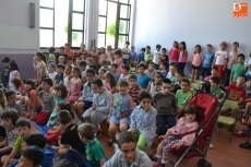 Foto 3 - Escolares de San Francisco representan una obra para sus compañeros