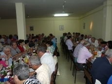 Foto 6 - La asociación de Mayores vive su fiesta por todo los alto