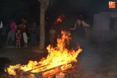 Foto 5 - El CSA Aldea devuelve la luz de la hoguera a la noche de San Juan
