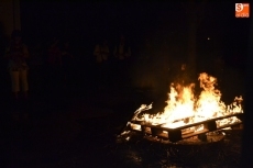 Foto 4 - El CSA Aldea devuelve la luz de la hoguera a la noche de San Juan