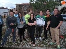 Foto 4 - La subida a La Cucaña abre las fiestas de San Juan