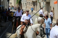 Foto 6 - La bandera ondea en el día de San Juan 