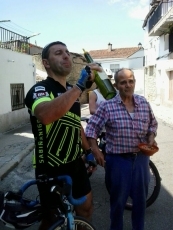 Foto 4 - La AVV de Las Canteras recorre en bici la zona de Perales del Puerto