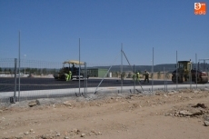Foto 4 - El aglomerado asfáltico, último paso antes de la colocación del césped artificial