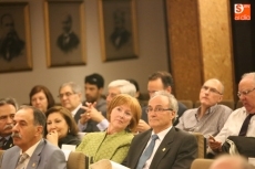 Foto 3 - El Colegio de Médicos homenajea a los doctores jubilados el último año