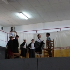 Foto 3 - Teatro intergeneracional en las fiestas de San Juan