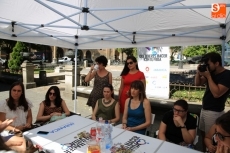 Foto 4 - La caravana '¿Qué quieres hacer con tu vida?' pregunta a los jóvenes salmantinos