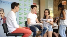 Foto 4 - Cientos de fans acompañan a Gemeliers en la firma de discos en El Corte Inglés