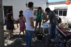 Foto 4 - Entretenida mañana en el CSA Aldea fabricando jabón casero