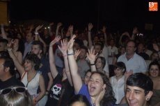 Foto 3 - Fito y los Fitipaldis triunfan en Guijuelo con un recinto a rebosar