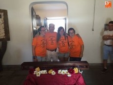 Foto 3 - El bastón de Santa Teresa regresa a la villa ducal cinco siglos después