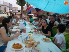 Foto 6 - Comida de confraternidad para despedir tres semanas de festejos