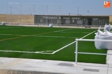 Foto 6 - El campo de césped artificial ya luce en todo su esplendor