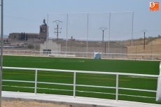 Foto 5 - El campo de césped artificial ya luce en todo su esplendor