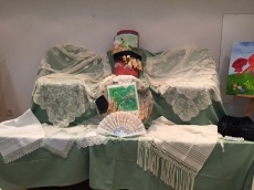 Foto 6 - La semana cultural va cogiendo ritmo en forma de pintura y taller de globoflexia