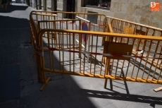 Foto 6 - 1Foto: Colocadas nuevas bases para bolardos en la calle Cardenal Pacheco