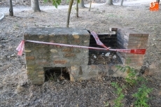 Foto 4 - El Ayuntamiento retirará la mayor parte de las barbacoas del río tras precintarlas la Junta