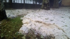 Foto 6 - El granizo cubre de blanco varios municipios de la Sierra