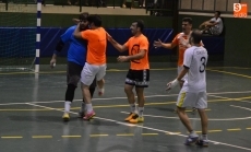 Foto 3 - Bar Troya/La Fuente accede a su 1ª final tras una explosiva prórroga frente a Decoraciones