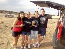 Foto 4 - Las peñas animan el arranque de las fiestas con un evocador pregón y en una noche muy taurina