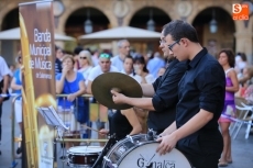 Foto 5 - La Mariseca ya luce en lo alto de la Plaza Mayor