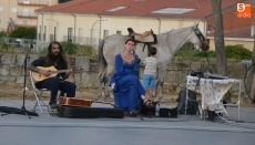 Foto 6 - Una disputada batalla final cierra los Caballeros del Alarde 2015