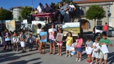 Foto 4 - El arte invade Alaraz gracias al certamen de Pintura Rápida Marina Gómez