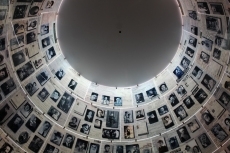 Foto 5 - En silencio contemplaron el horror