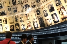 Foto 4 - En silencio contemplaron el horror