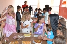Foto 5 - Conciliamos dice adi&oacute;s con una fiesta de disfraces y un convite