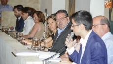 Foto 4 - Cinco horas y media de sesión, un receso y algunas votaciones perdidas por el PP