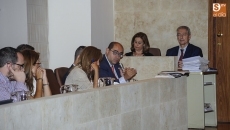 Foto 3 - Cinco horas y media de sesión, un receso y algunas votaciones perdidas por el PP