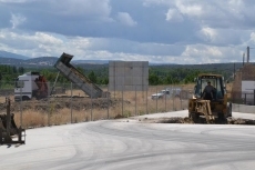 Foto 4 - Comienza la construcci&oacute;n de una torre de pr&aacute;cticas en el Parque de Bomberos