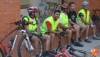 Foto 2 - Decenas de personas participan en la ruta BTT familiar y solidaria