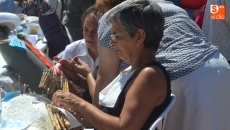 Foto 6 - Mimo artesano teje con éxito del Encuentro de Encajeras y labores artesanales