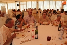 Foto 4 - La Asociación de Mayores celebra la ‘Fiesta de los Perdones’ con una comida en la Posada de...