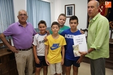 Foto 3 - Los equipos participantes en el Gran Prix ya tienen sus premios